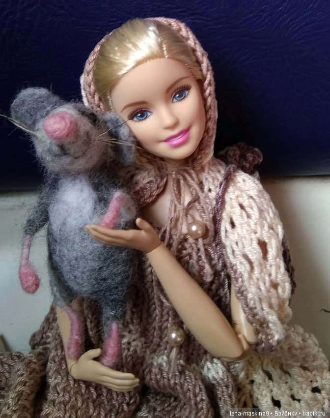 С другом в дороге веселей:))