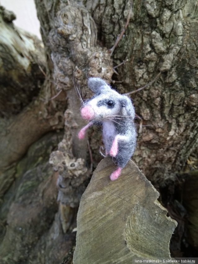 С другом в дороге веселей:))