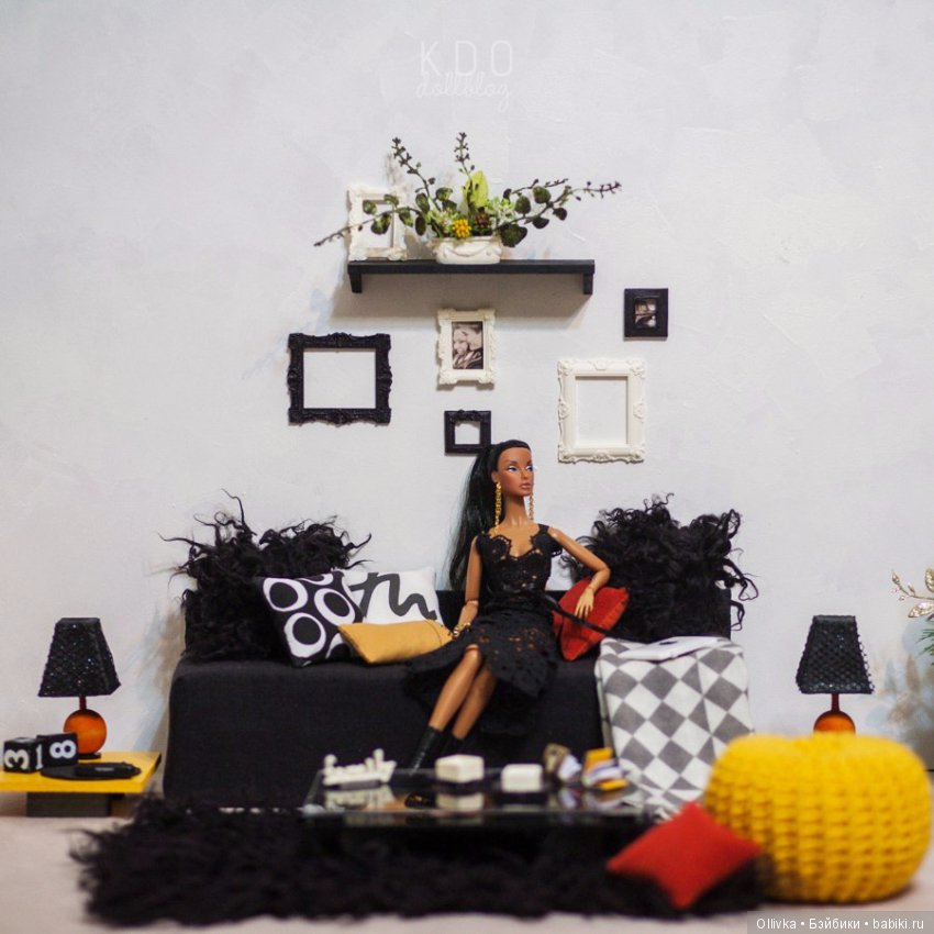 Январь 2016. Комплект для кукольной мебели в оранжево-черно-желтых тонах (фото 3)