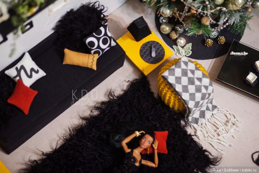 Январь 2016. Комплект для кукольной мебели в оранжево-черно-желтых тонах (фото 7)