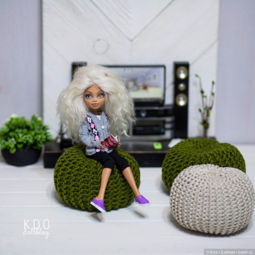 Пуфы-кактусы. Кукольная мебель своими руками (фото 2)