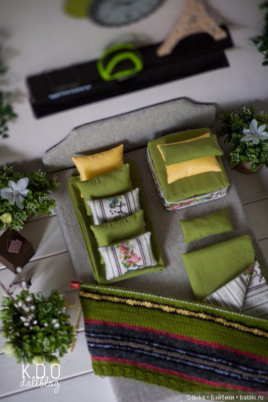 Из архивного. Яркий комплект для кукольной мебели (фото 2)