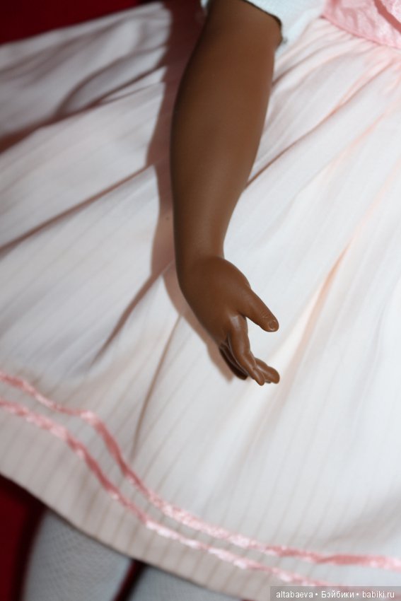 Виниловые куклы 16 дюймов Hildegard Gunzel от Madame Alexander, США (фото 4)