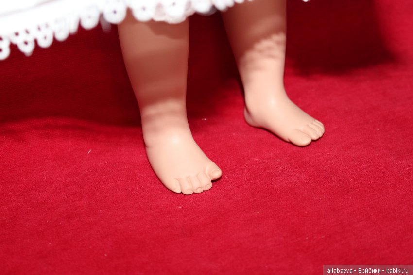 Виниловые куклы 16 дюймов Hildegard Gunzel от Madame Alexander, США (фото 7)