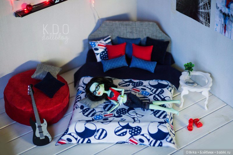 Из архивного. Комплект для кукольной мебели Микки (фото 3)