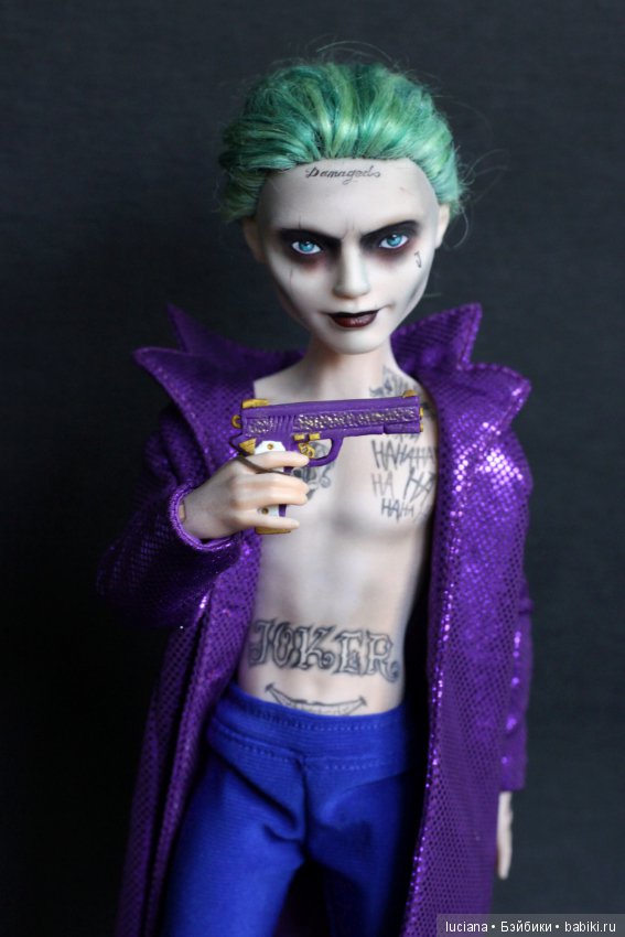 Джокер - одинокий король Готэма (фото 2)