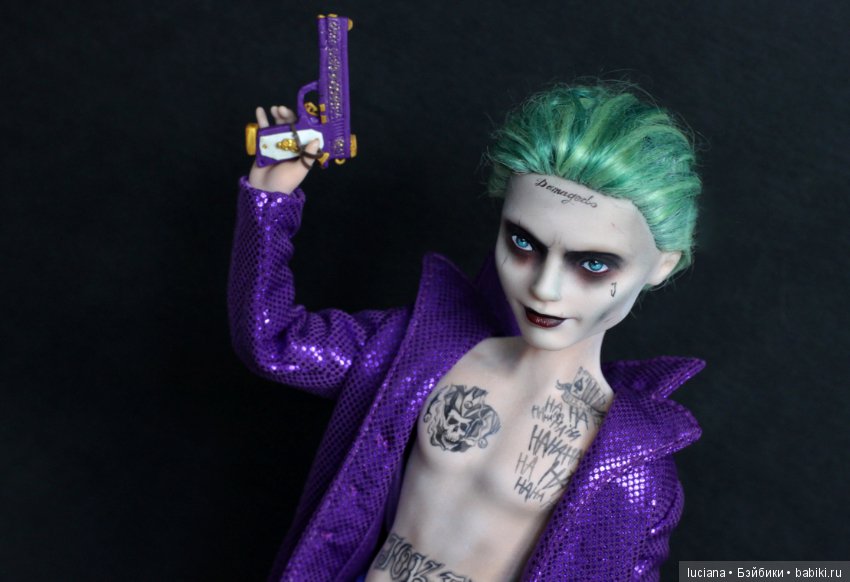 Джокер - одинокий король Готэма (фото 4)