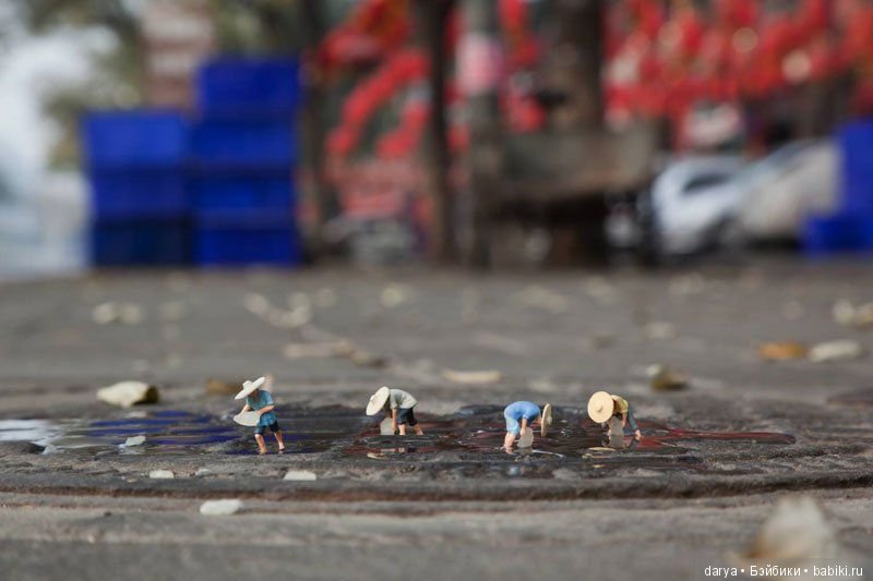Живые картины из разных уголков мира. Slinkachu (фото 9)