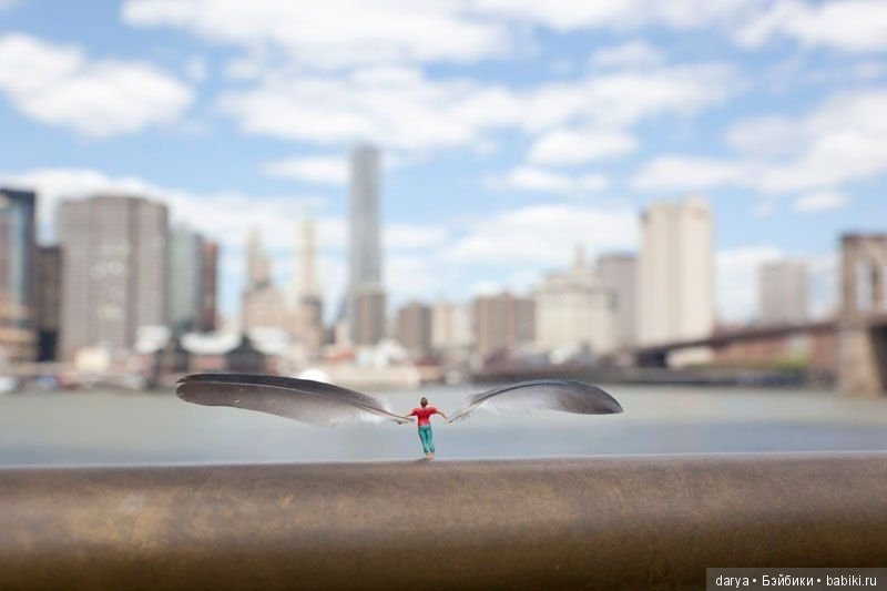 Живые картины из разных уголков мира. Slinkachu (фото 2)