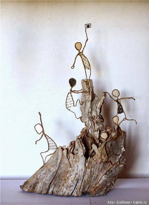 Необычное творчество, человечки из книг и проволоки (фото 10)
