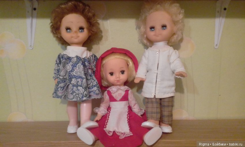 Восторг от покупки обуви для куколок (фото 2)