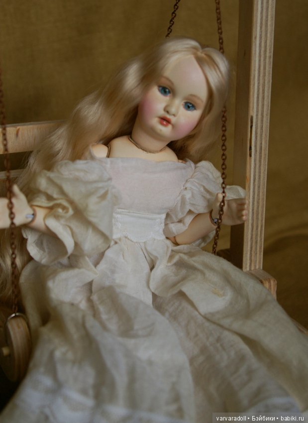 Четвертая куколка из коллекции "Из прошлого в настоящее"