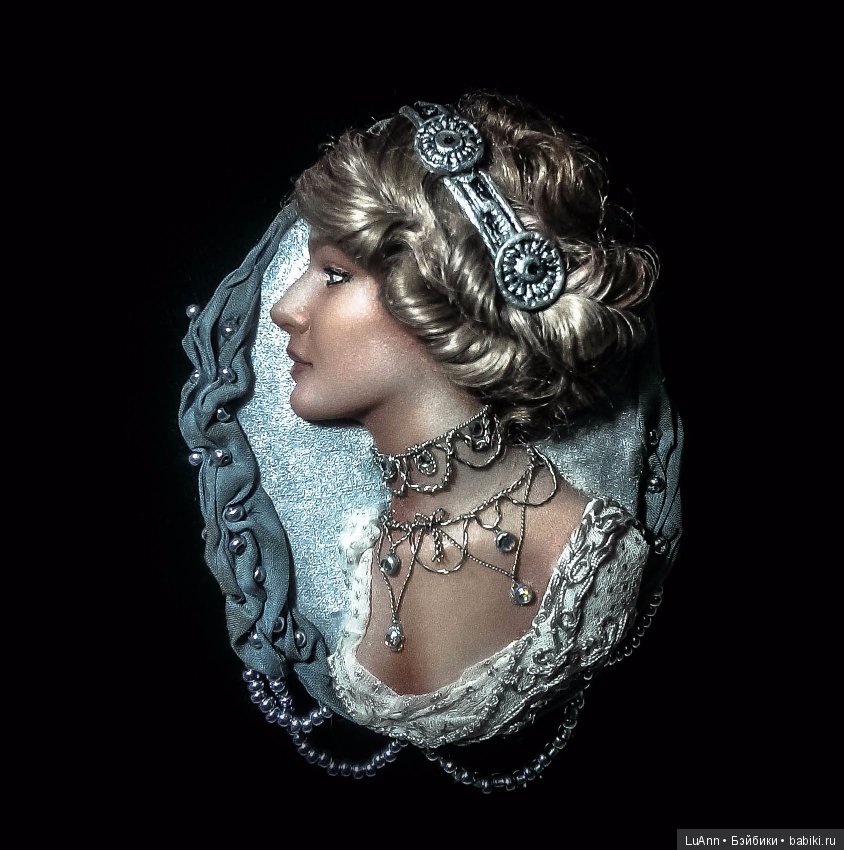 Кукольные скульптурные брошки (фото 9)