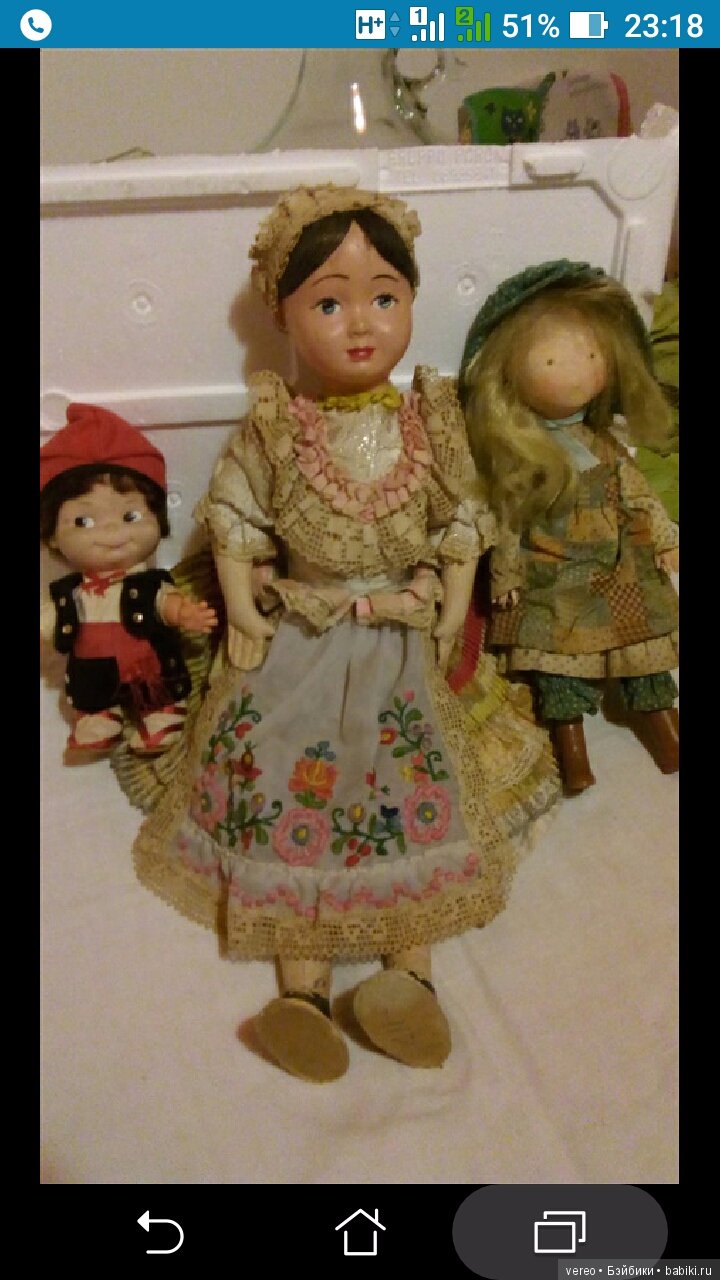 Помогите, кто может с опознанием итальянской антикварной куклы