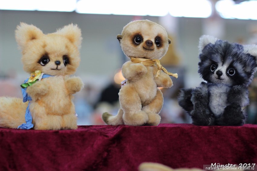 Вторая часть . Мишки и другие" плюшики" Teddy Bär Total 2017