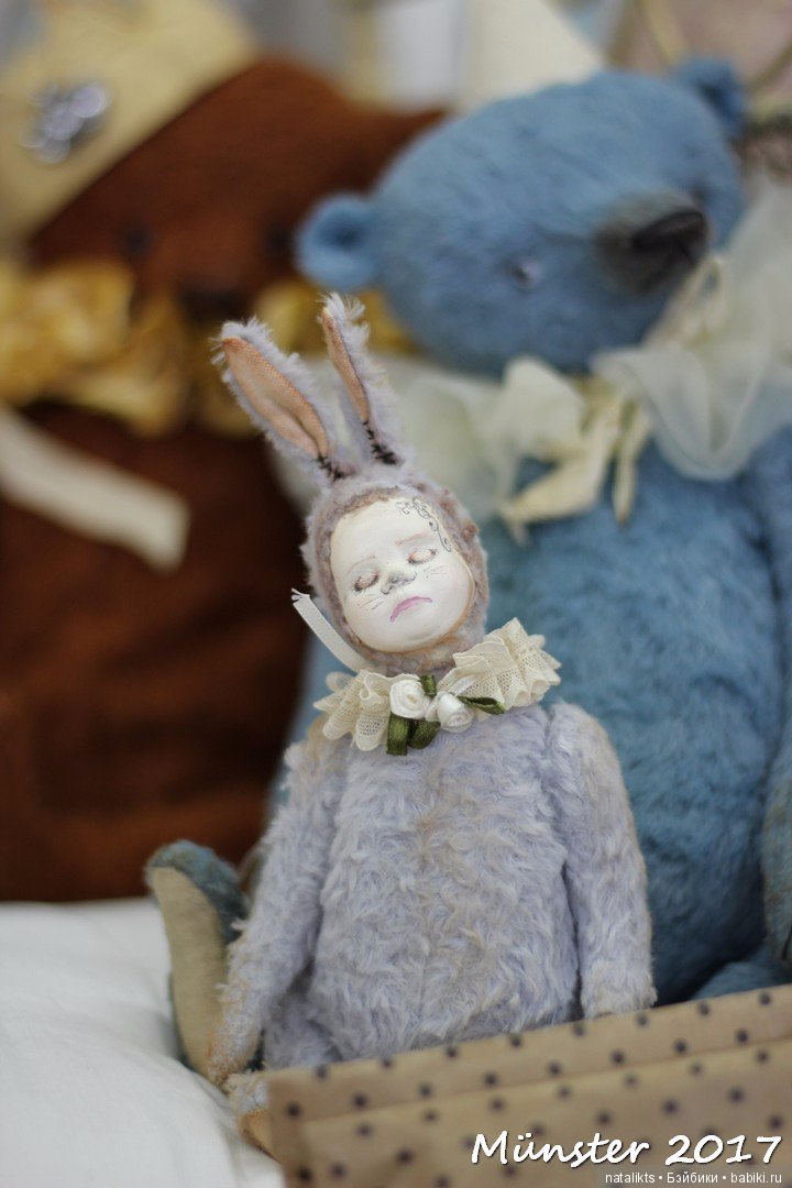 Вторая часть . Мишки и другие" плюшики" Teddy Bär Total 2017