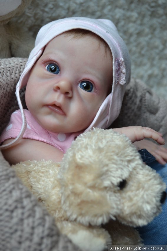 Моя любимка реборн Сашенька. Весенняя фотосессия пока в домашних условиях