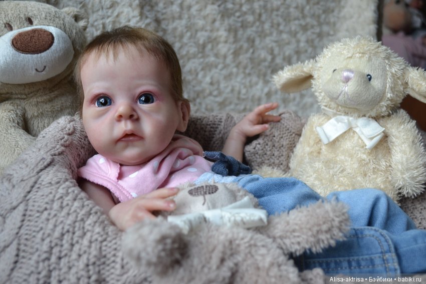 Моя любимка реборн Сашенька. Весенняя фотосессия пока в домашних условиях