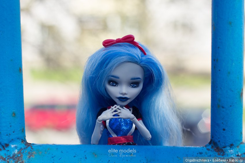 Гулия Monster High. поцелуй, ч1
