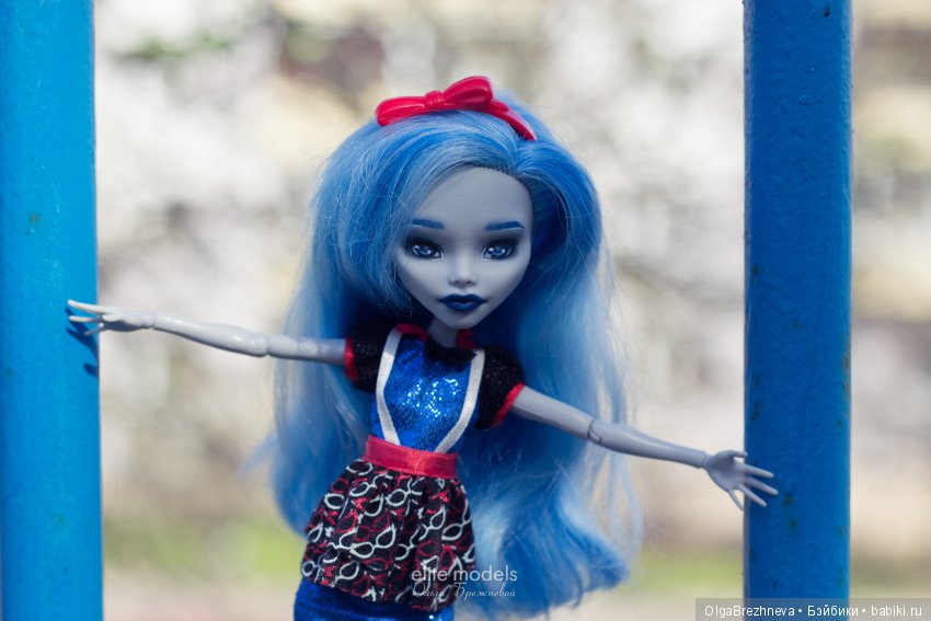 Гулия Monster High. поцелуй, ч1