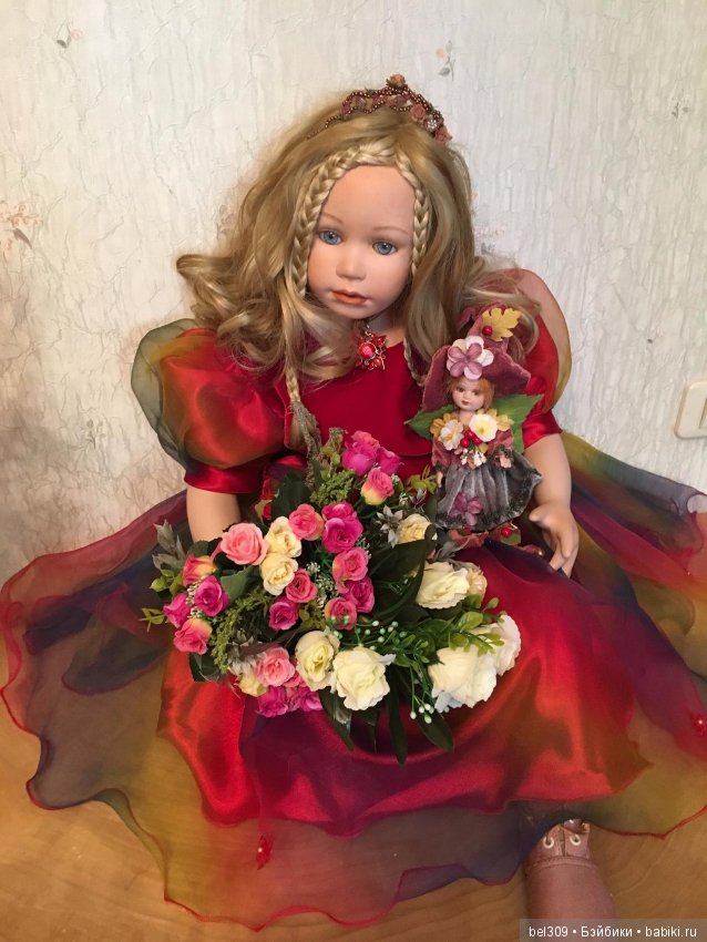 Мои куколки в новых семьях счастливы :)