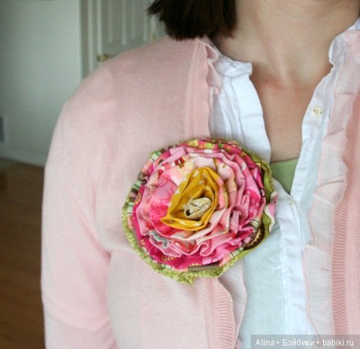 Красивые цветы из ткани с мастер классами