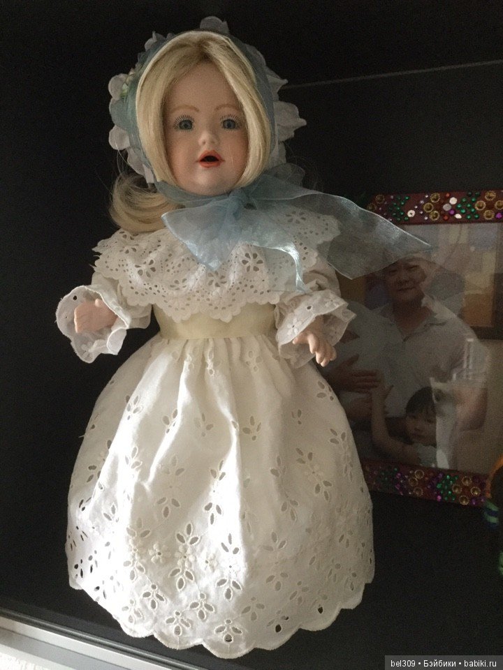 Мои куколки в новых семьях счастливы :)