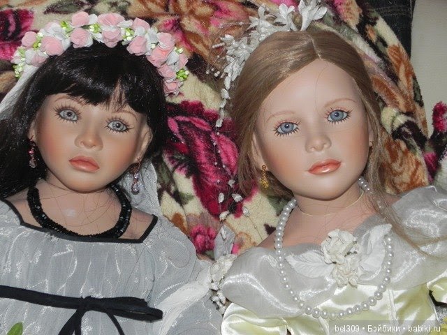 Мои куколки в новых семьях счастливы :)