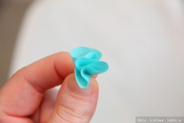 Красивые цветы из ткани с мастер классами