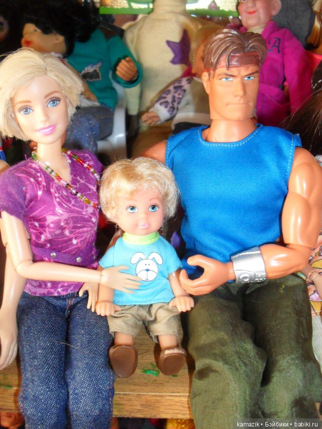 Общежитие первое — Куклы Barbie (Барби): Looks