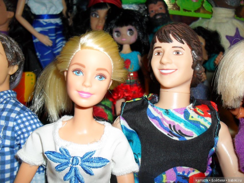 Общежитие первое — Куклы Barbie (Барби): Looks