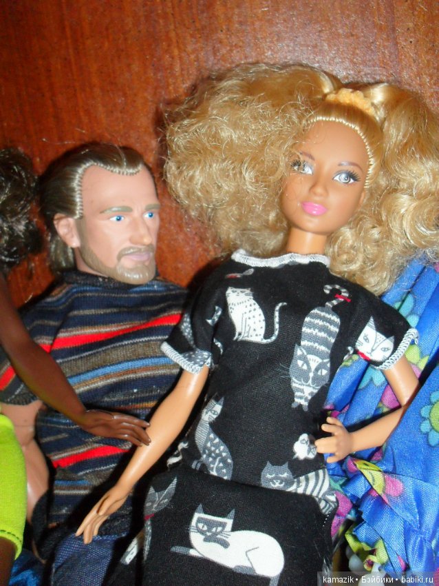 Общежитие первое — Куклы Barbie (Барби): Looks