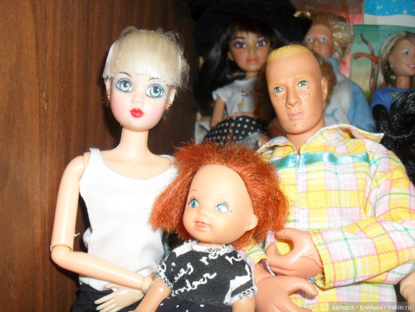 Общежитие первое — Куклы Barbie (Барби): Looks (фото 7)