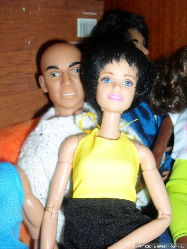Общежитие первое — Куклы Barbie (Барби): Looks