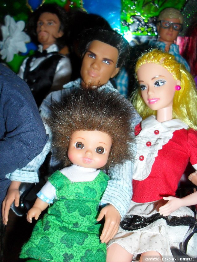 Общежитие первое — Куклы Barbie (Барби): Looks