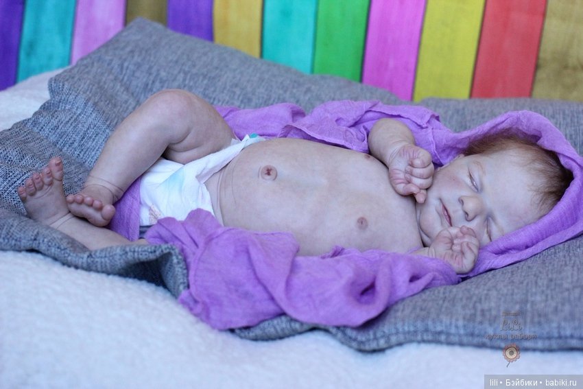 Сплюшечка реборн Эллис в нарядах