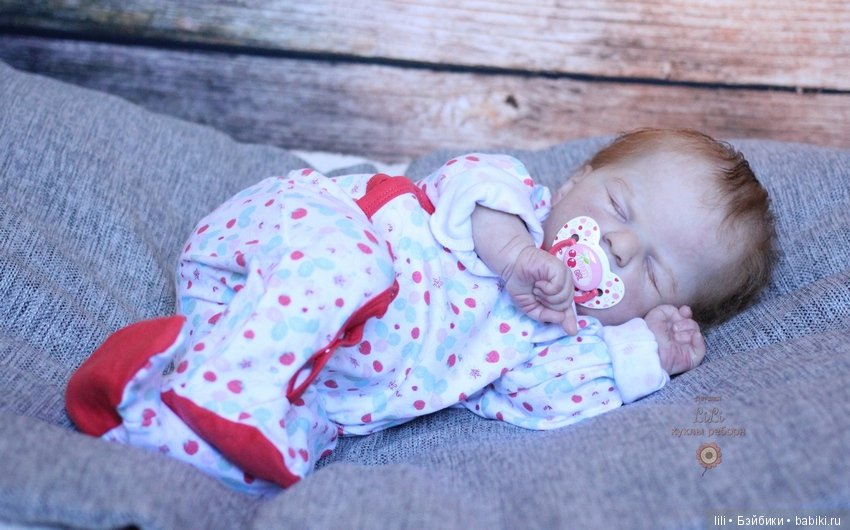 Сплюшечка реборн Эллис в нарядах (фото 3)