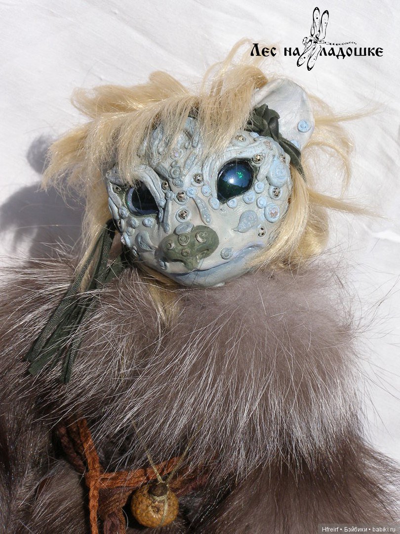 Игрушка ручной работы Зеленоглазая странница из серии Лес на ладошке (фото 7)