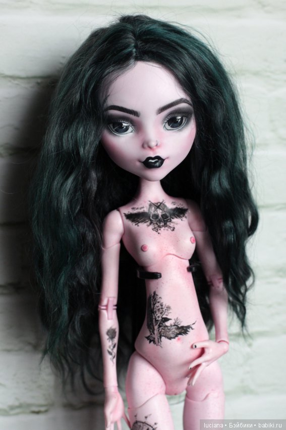 Девушка-ворон Рейвен - Монстер Хай 42 см