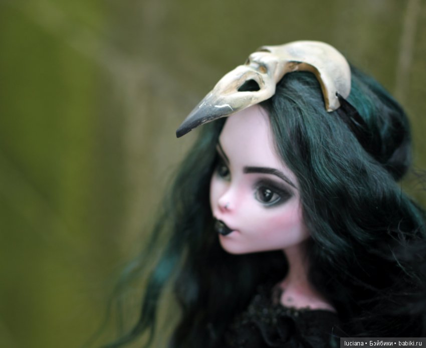 Девушка-ворон Рейвен - Монстер Хай 42 см