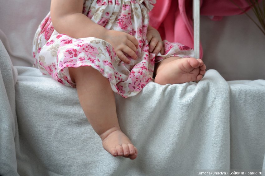 Смотрит на мир своими глазами... Моя куколка реборн Изабель. Автор Оксана Калиниченко (фото 8)