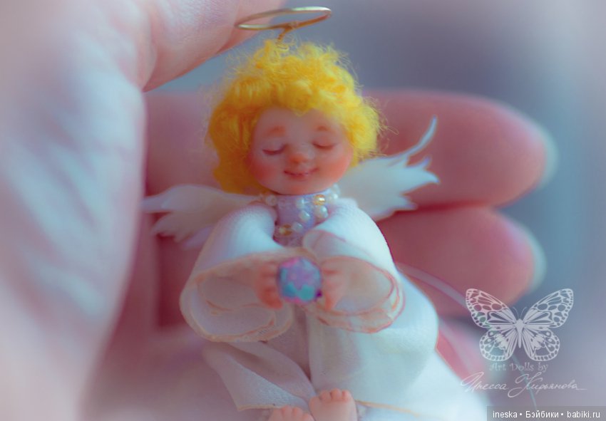 Добрый ангел авторская миниатюрная куколка Инессы Кирьяновой (фото 6)