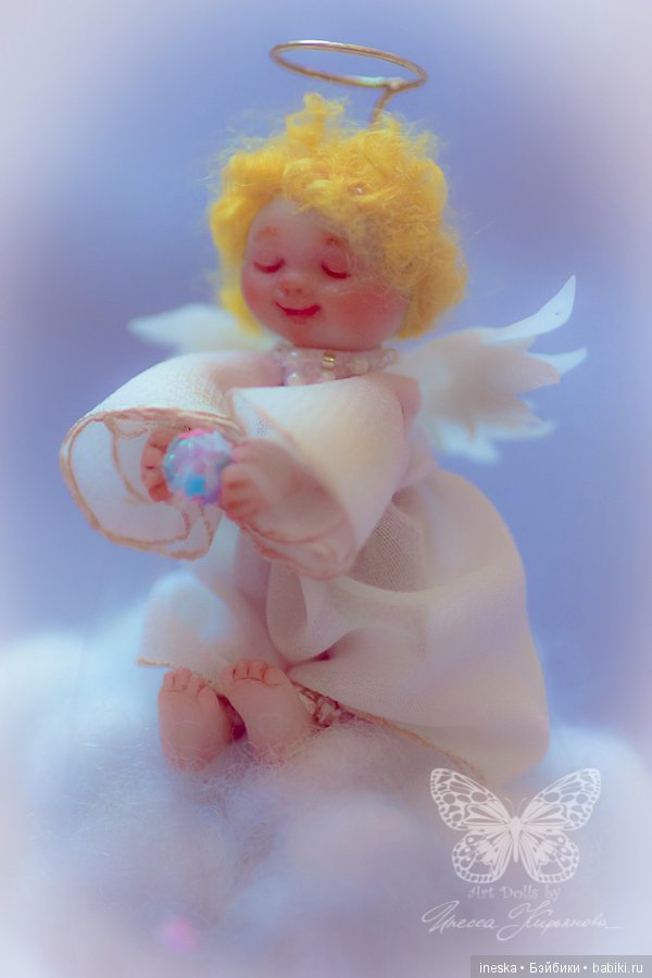 Добрый ангел авторская миниатюрная куколка Инессы Кирьяновой (фото 2)