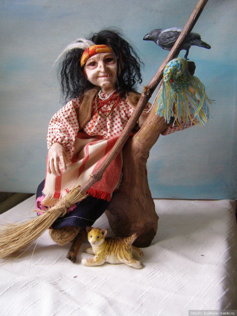 Игрушка ручной работы Баба Яга из серии Лес на ладошке (фото 8)