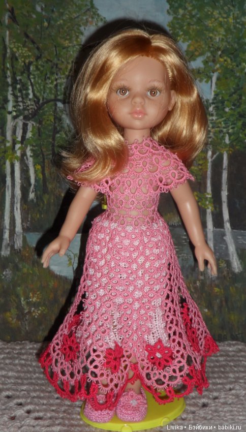 Кружевная фантазия фриволите в нарядах кукол (фото 4)