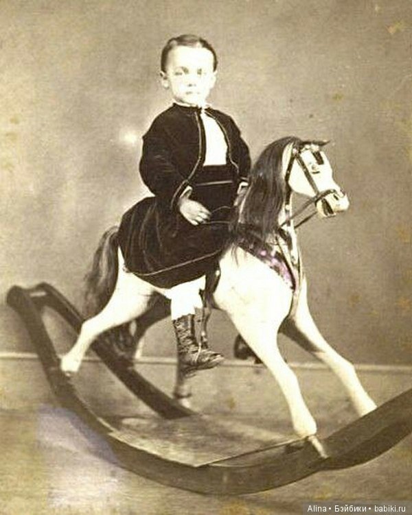 Старые добрые лошадки — Антикварные игрушки и домики: елочные украшения