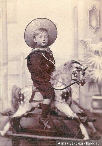 Старые добрые лошадки — Антикварные игрушки и домики: елочные украшения