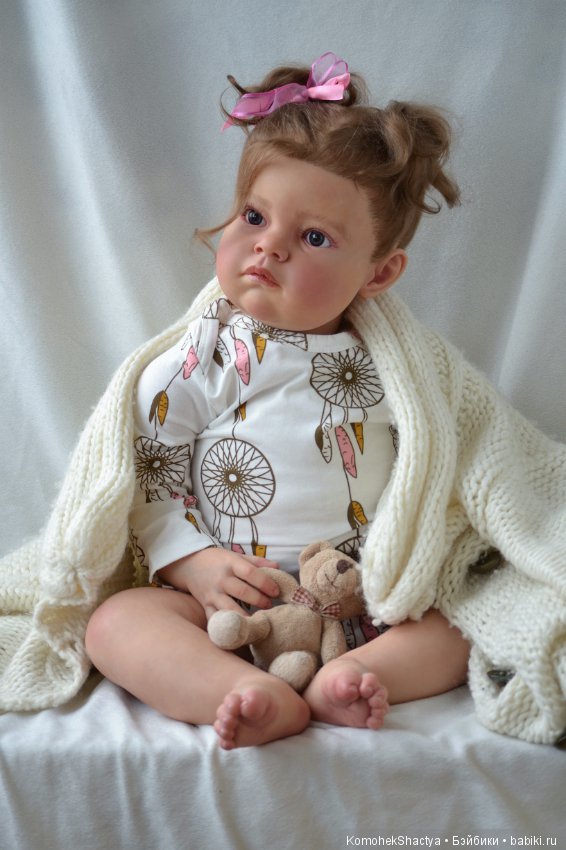 Смотрит на мир своими глазами... Моя куколка реборн Изабель. Автор Оксана Калиниченко