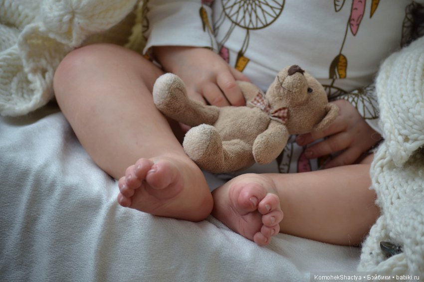 Смотрит на мир своими глазами... Моя куколка реборн Изабель. Автор Оксана Калиниченко