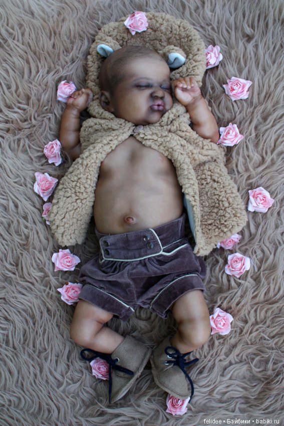 Ками-Роуз, Бабочка-Мулатка